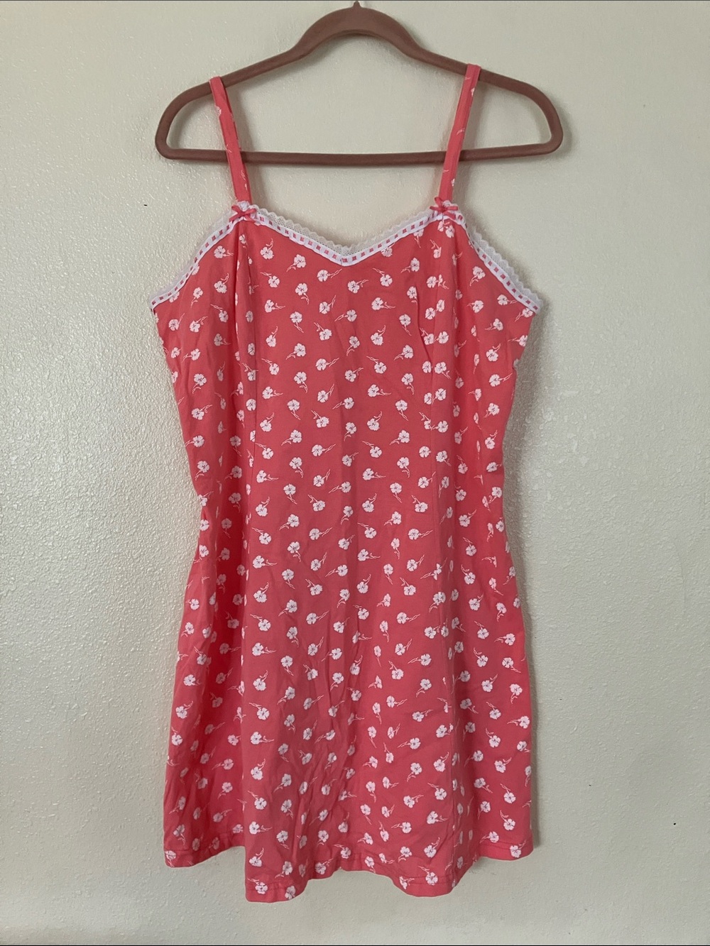 VTG Gilligan and O'Malley Pink Floral Nightgown, L